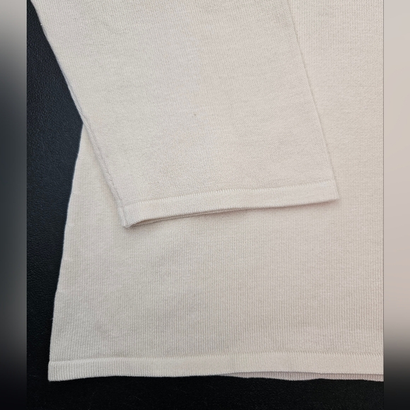 NWT - Silk Blend August Silk Stretch Cream Knit Jersey - Size XL - Picture 6 of 6